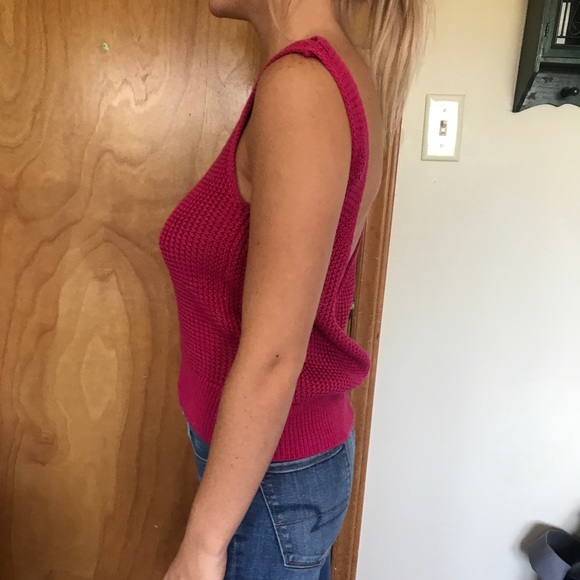 Women’s pink GB sweater tank top - Picture 3 of 7